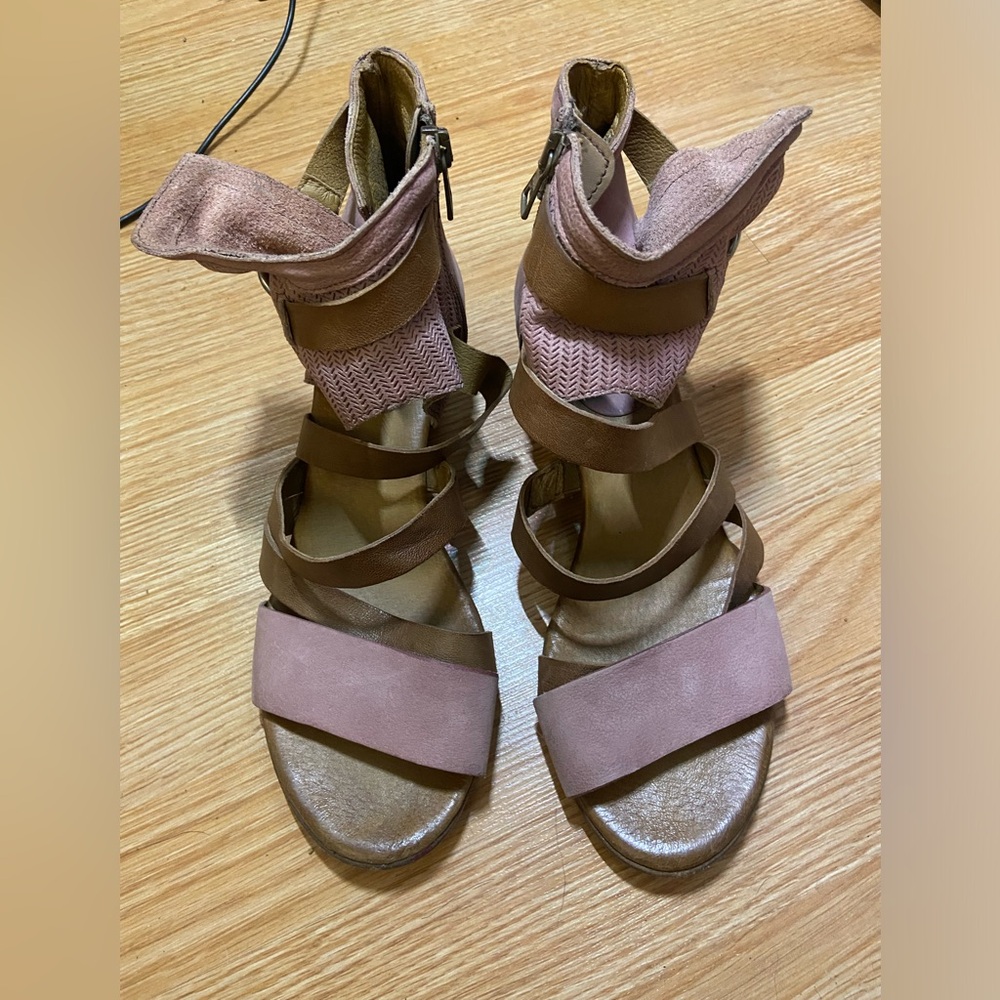 Miz Mooz Pink and Brown Strappy Sandals